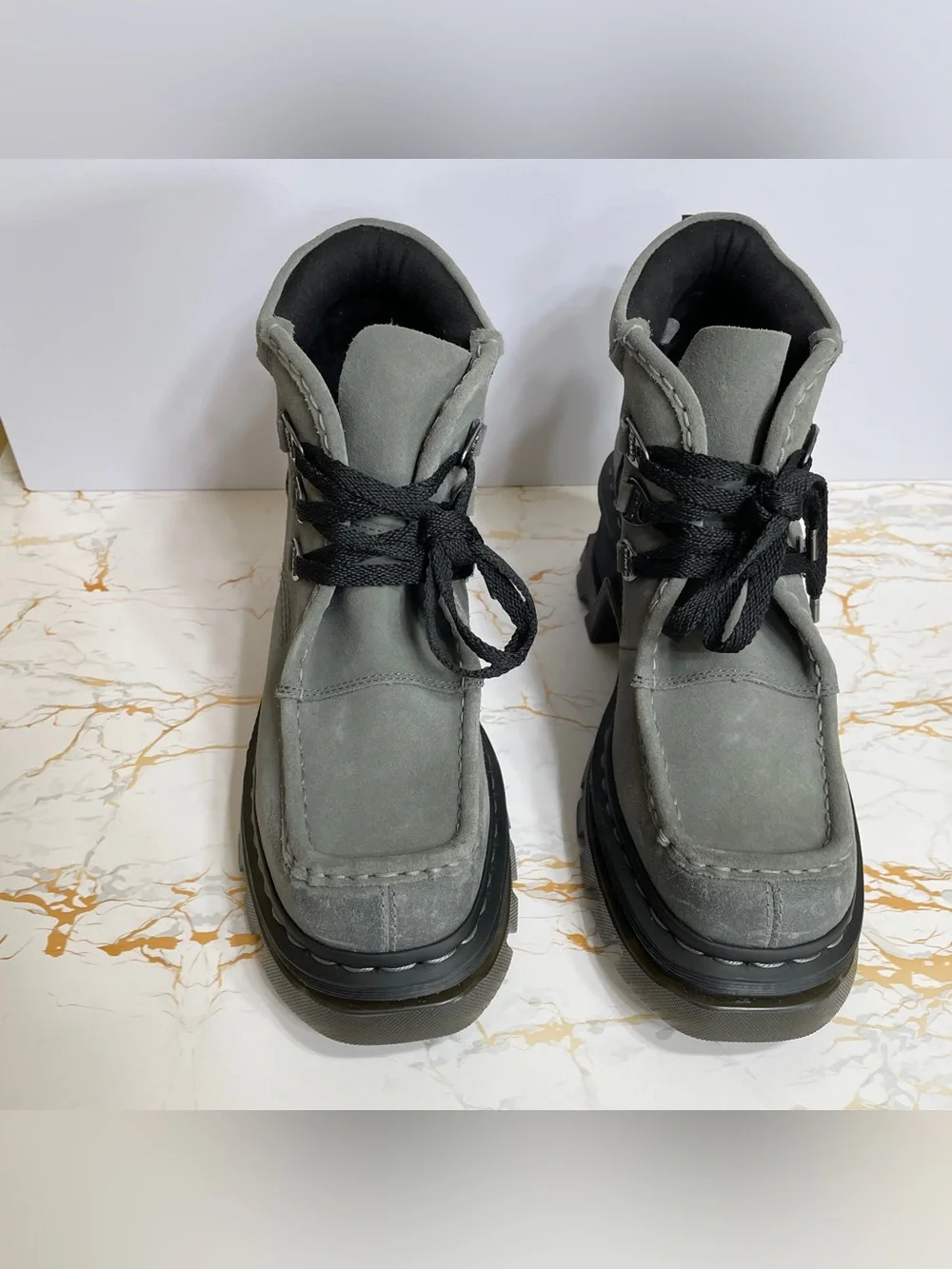 Dr Martens Corran 3-Eye Suede Heeled Boots Grey Sz 9 Waxy Suede Waterproof NWOB - Picture 6 of 7